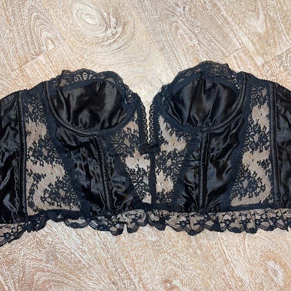 Vintage Victoria's Secret Corset Bustier Top Black Lace Union Made USA 36 EUC - Picture 2 of 4